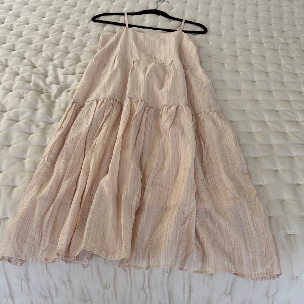 Women’s Lightweight Cream-Pink Tiered Summer Dress size M